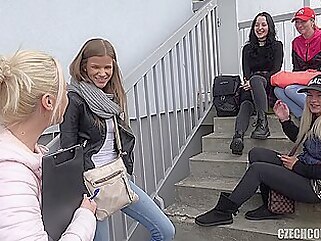 amateur xxx handjob blonde video